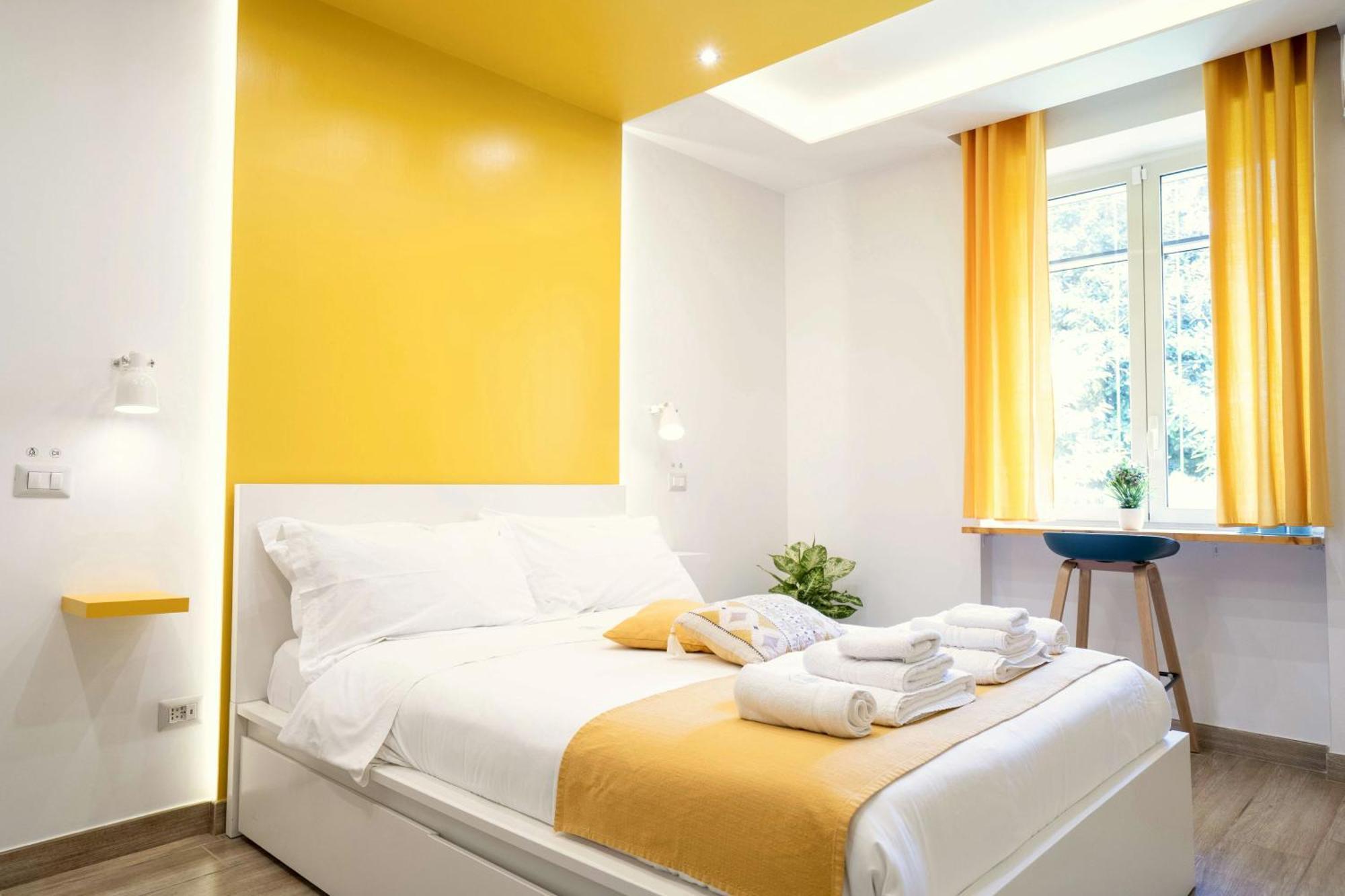 Vacuna Pleasant Rooms Napels Buitenkant foto