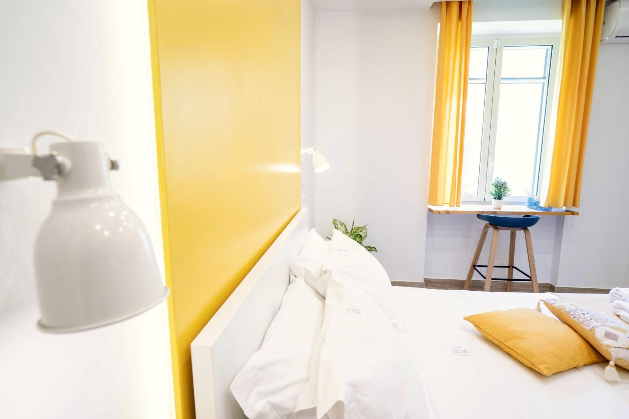 Vacuna Pleasant Rooms Napels Buitenkant foto