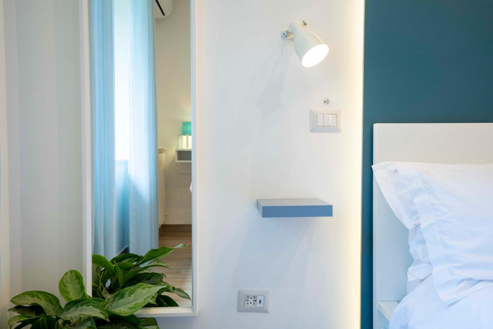Vacuna Pleasant Rooms Napels Buitenkant foto